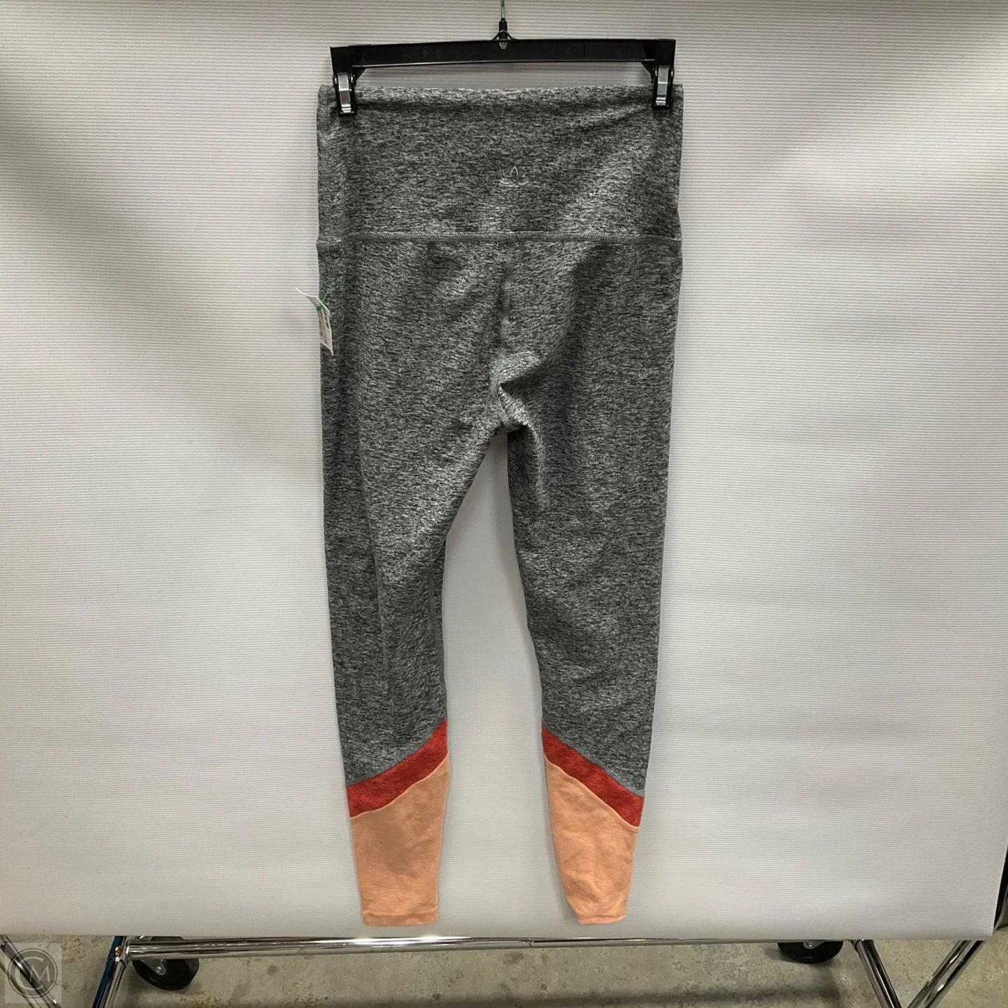 Athletic Leggings By Beyond Yoga In Grey, Size: M