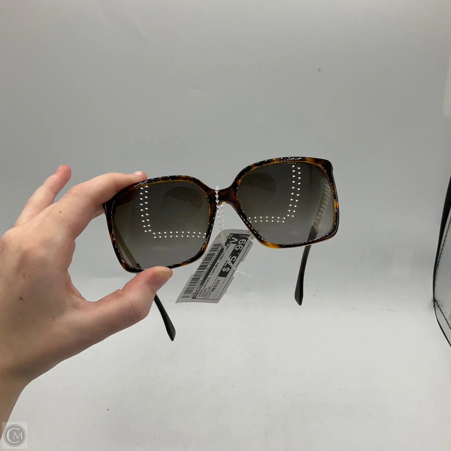 Sunglasses Luxury Designer By Fendi, Size: Medium