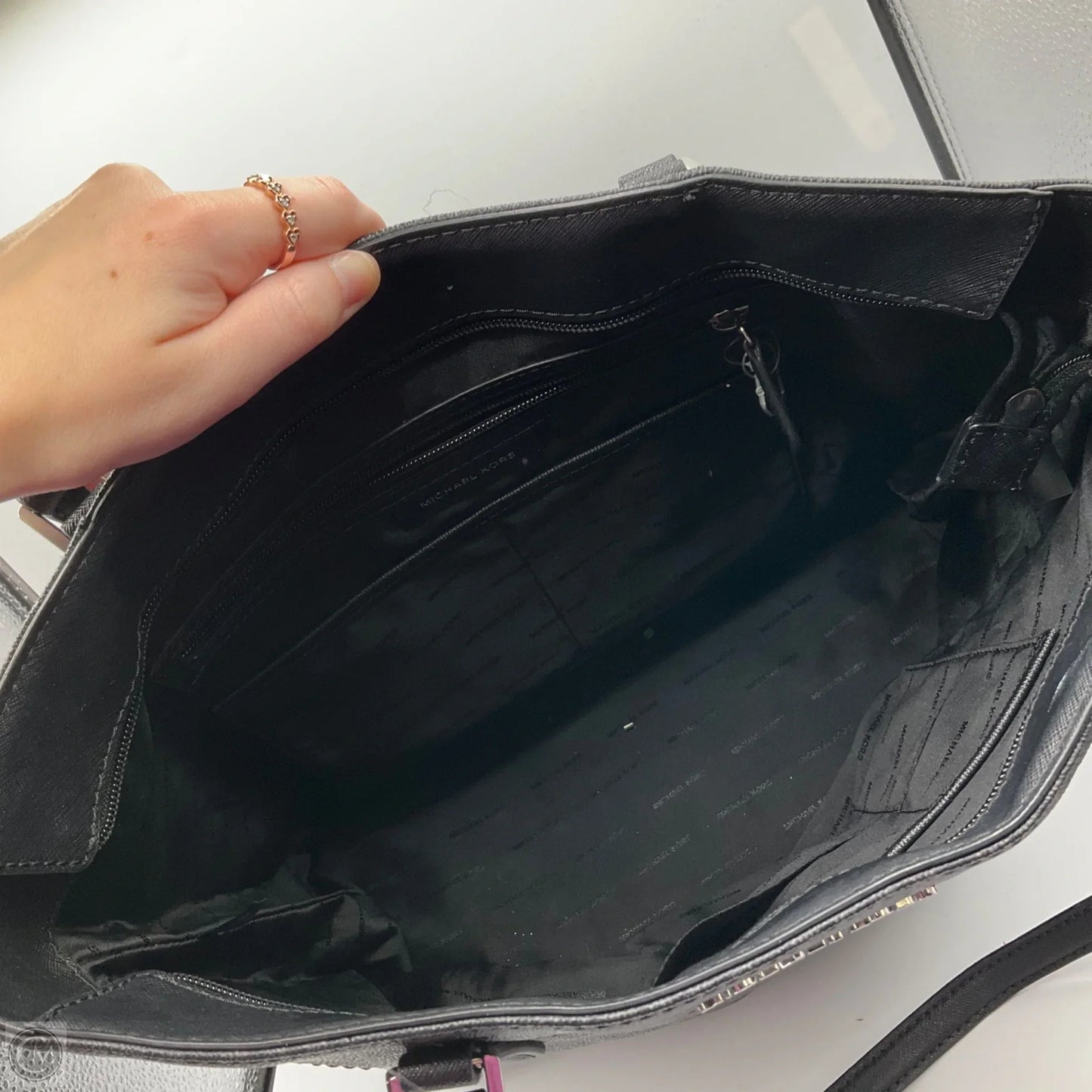 Handbag Designer By Michael Kors, Size: Large