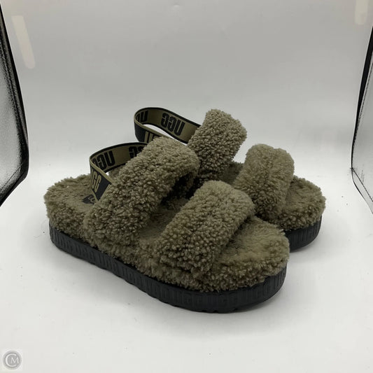 Shoes Designer By Ugg In Green, Size: 9