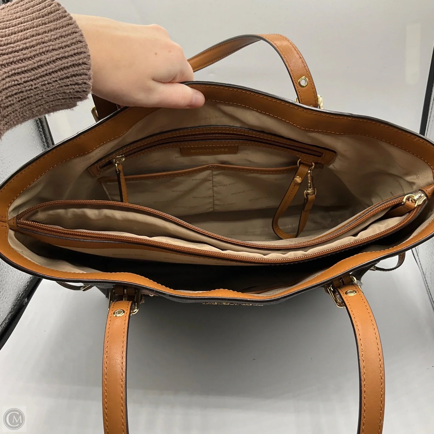 Handbag Designer By Michael Kors, Size: Large