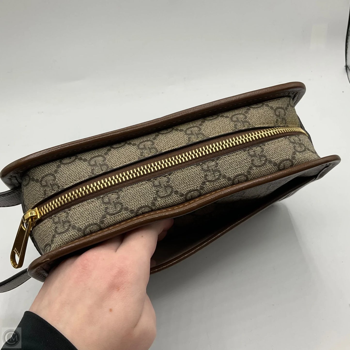 Clutch Luxury Designer By Gucci, Size: Large