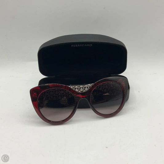Sunglasses Luxury Designer By Ferragamo, Size: Medium
