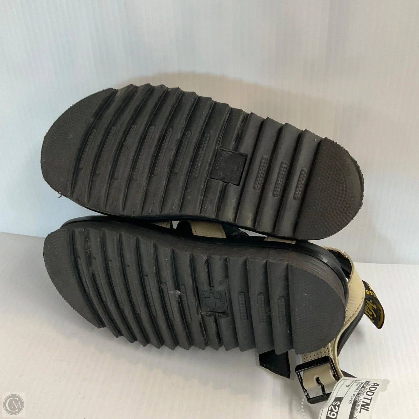 Sandals Flats By Dr Martens In Tan, Size: 5