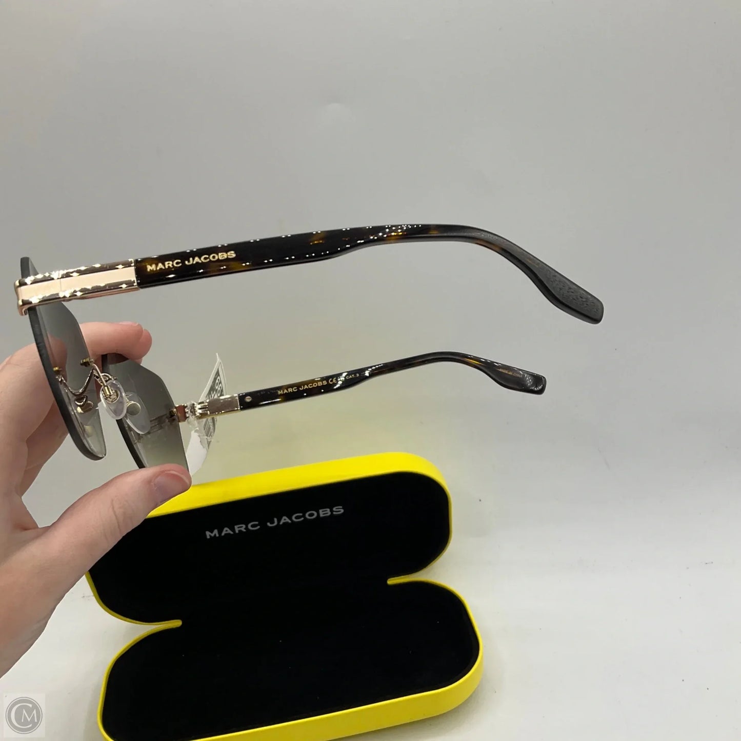 Sunglasses Luxury Designer By Marc Jacobs, Size: Medium
