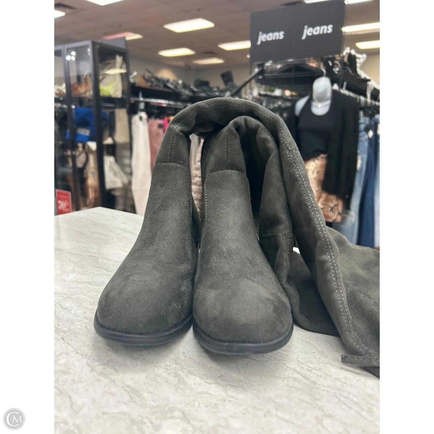 Boots Knee Flats By Clothes Mentor In Grey, Size: 7