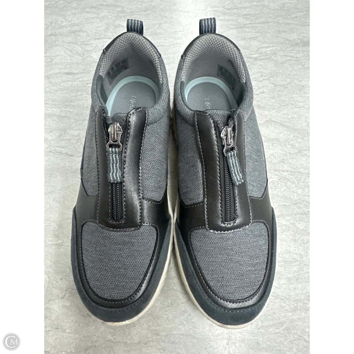 Shoes Flats By Life Stride In Grey, Size: 8