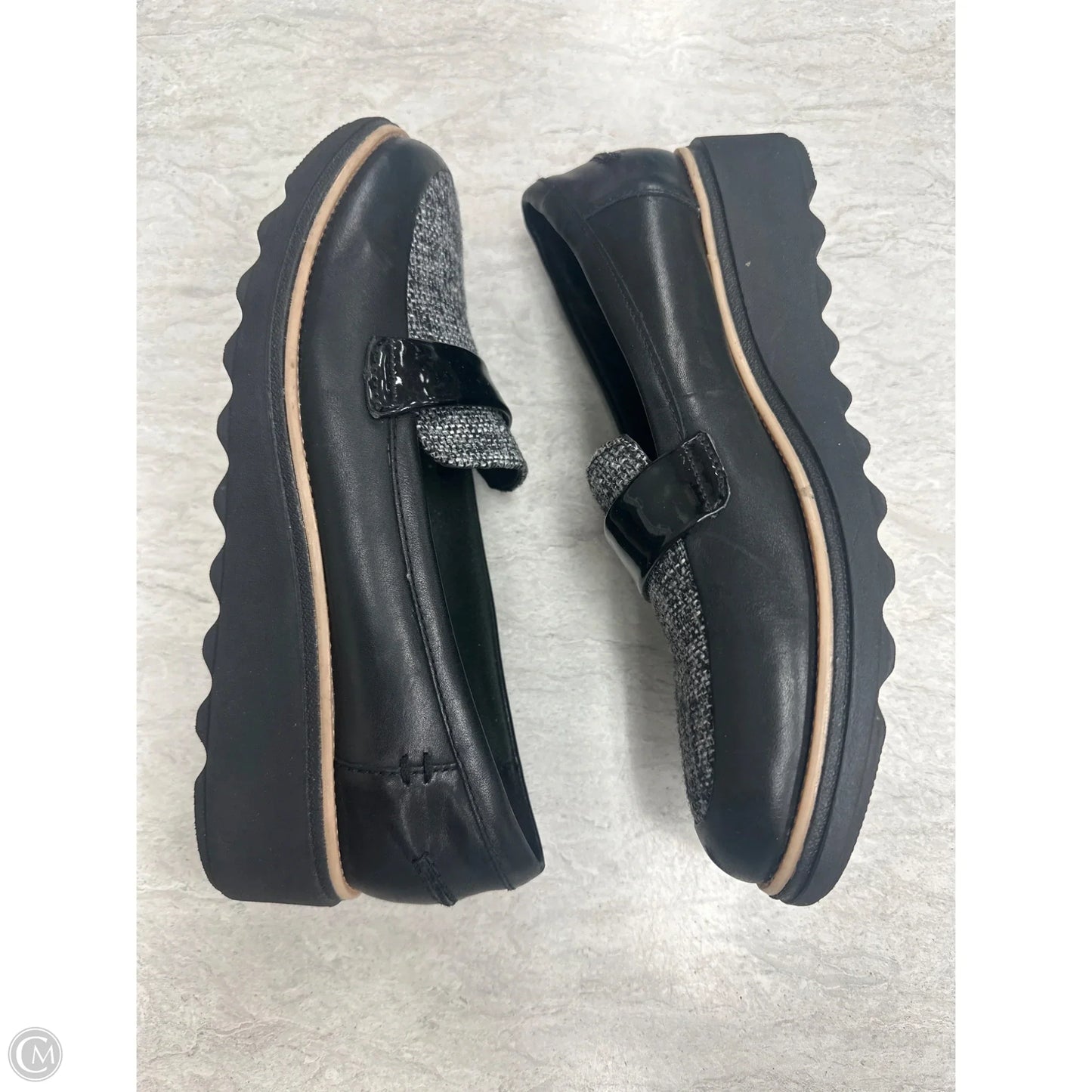 Shoes Flats By Clarks In Black, Size: 8.5