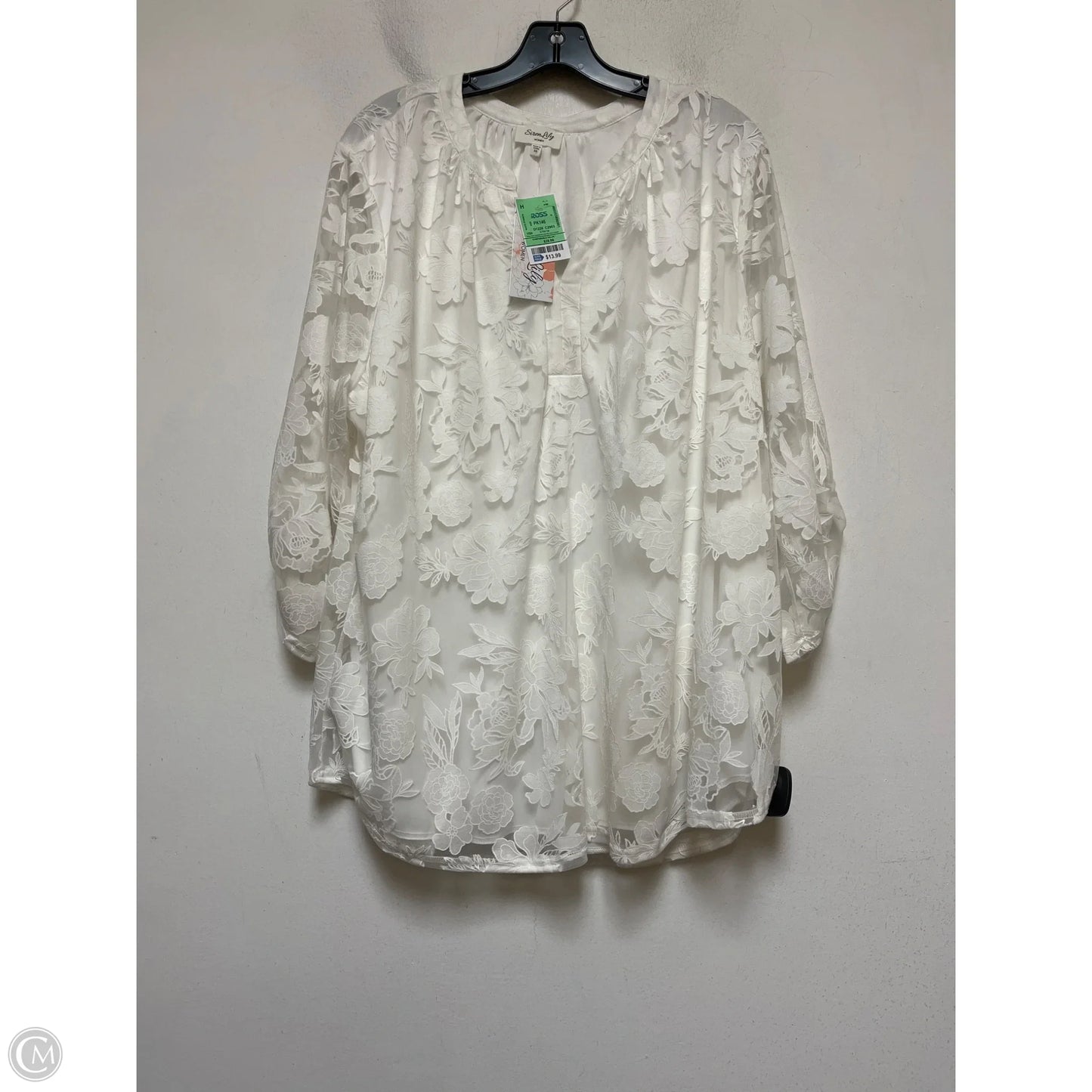 Top Short Sleeve By Siren Lily In White, Size: 3x