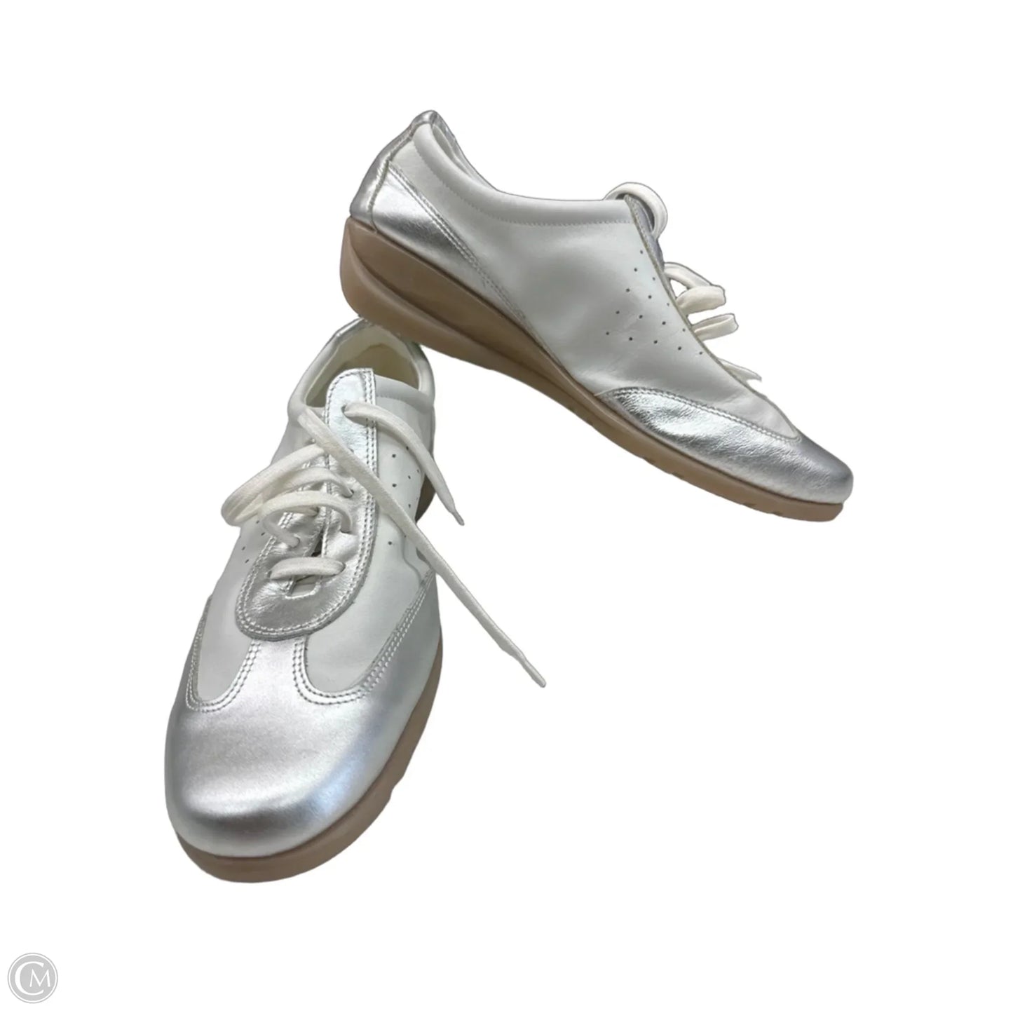 Shoes Athletic By Clothes Mentor In White, Size: 9.5