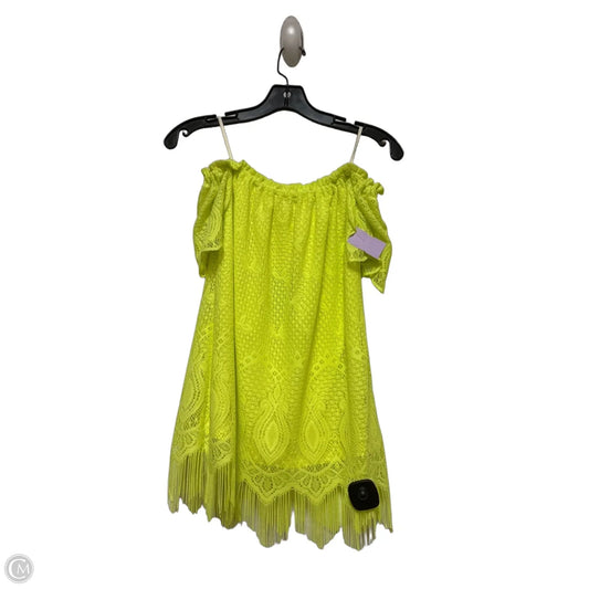 Top Short Sleeve Designer By Lilly Pulitzer In Chartreuse, Size: S