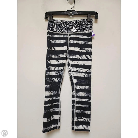 Athletic Leggings Capris By Lululemon In Black & White, Size: S