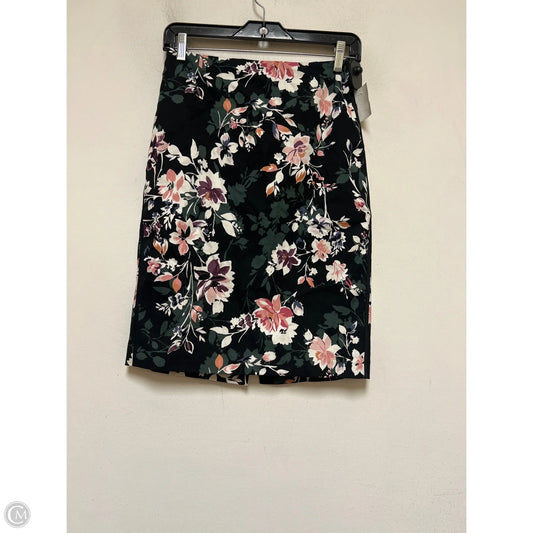 Skirt Mini & Short By White House Black Market In Floral Print, Size: 2