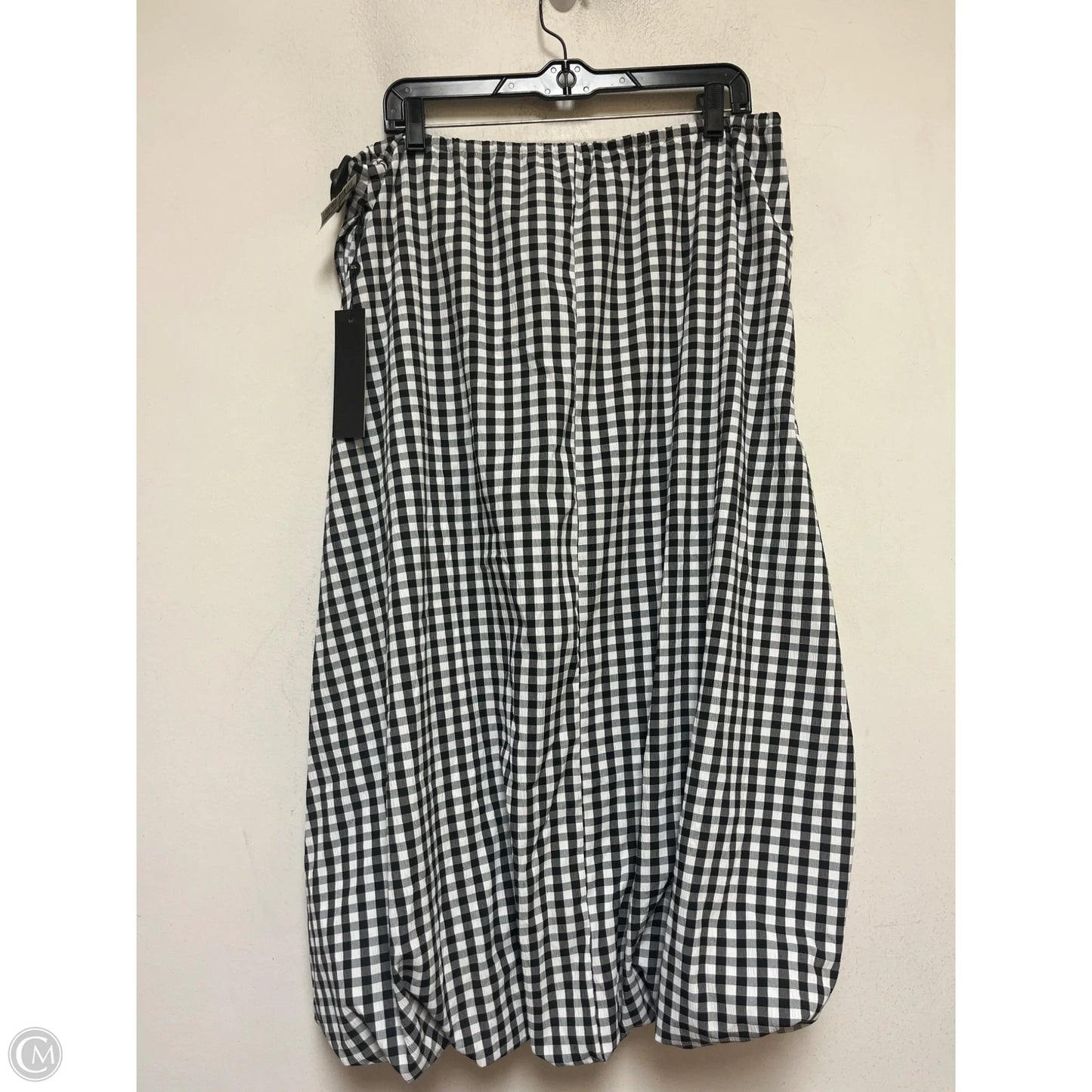 Skirt Midi By Clothes Mentor In Plaid Pattern, Size: 16