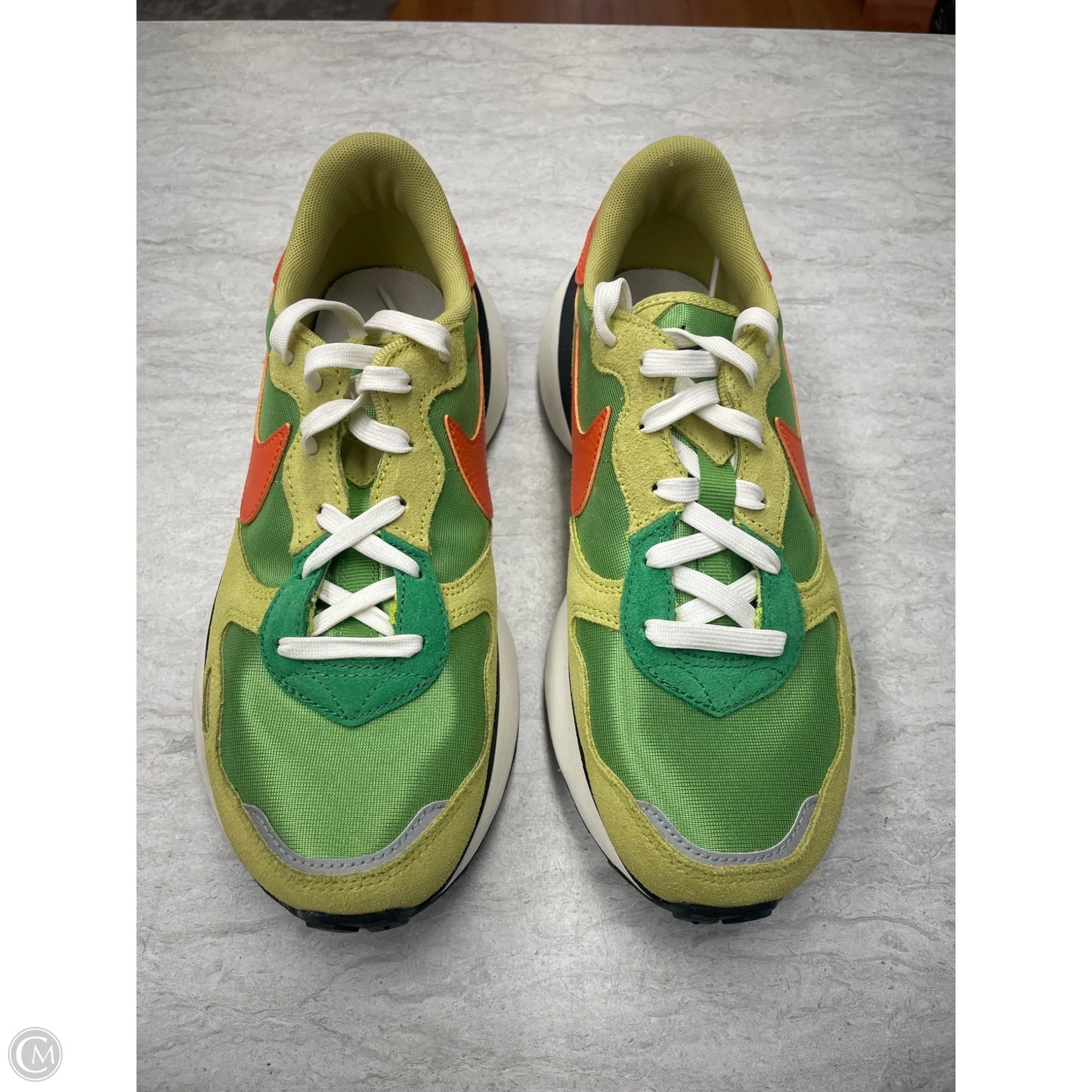 Shoes Sneakers By Nike In Green & Orange, Size: 9.5
