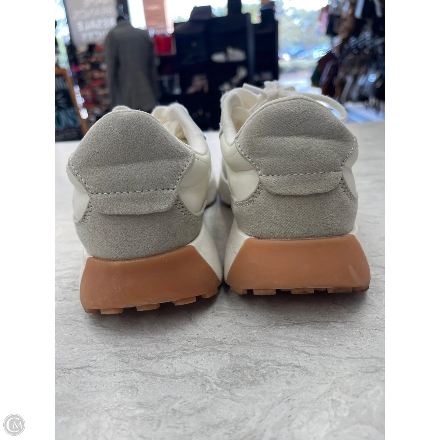 Shoes Sneakers By Steve Madden In Grey & White, Size: 7