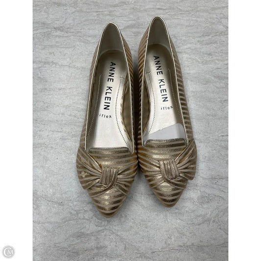 Shoes Flats By Anne Klein In Gold, Size: 9