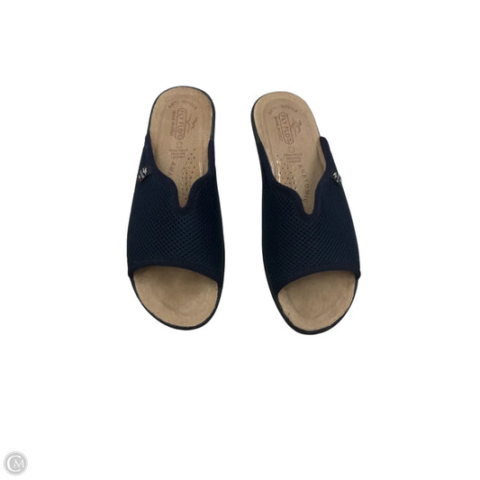 Sandals Heels Wedge By Clothes Mentor In Black & Blue, Size: 8