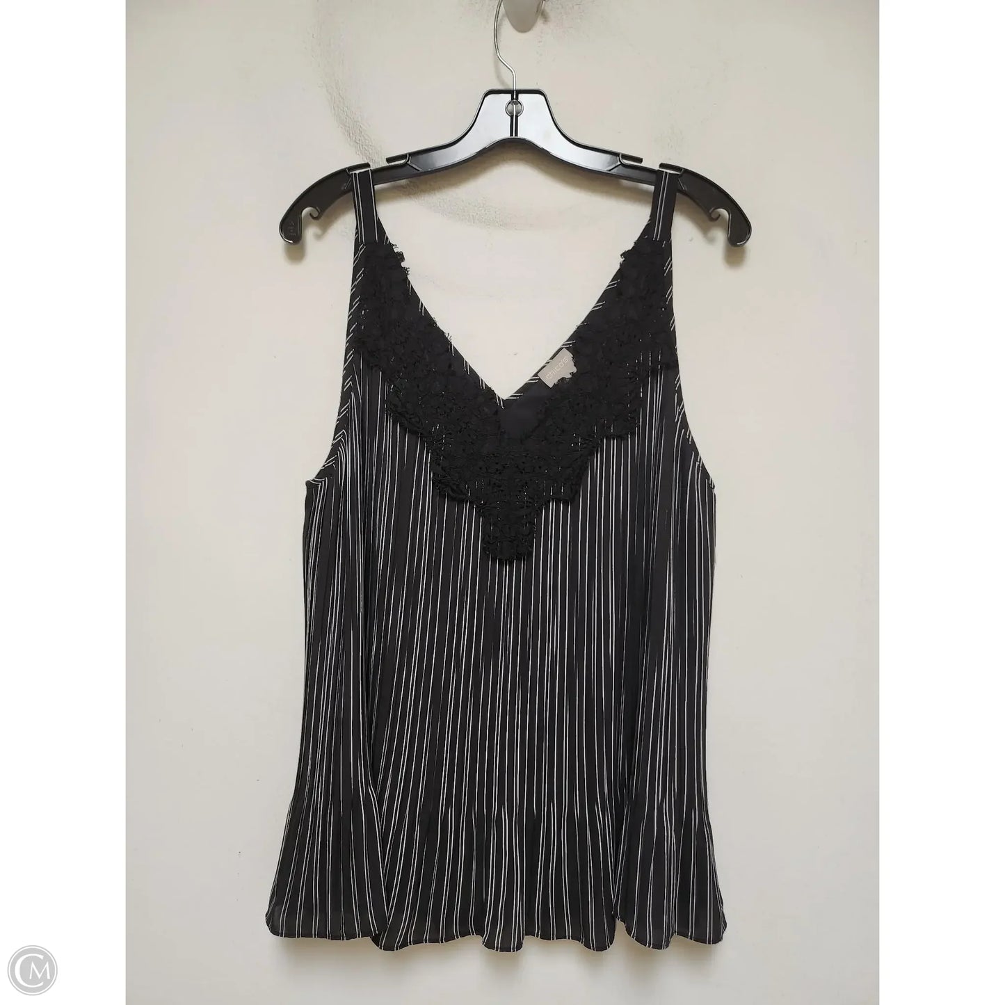 Top Sleeveless By Chicos In Black & White, Size: Xl