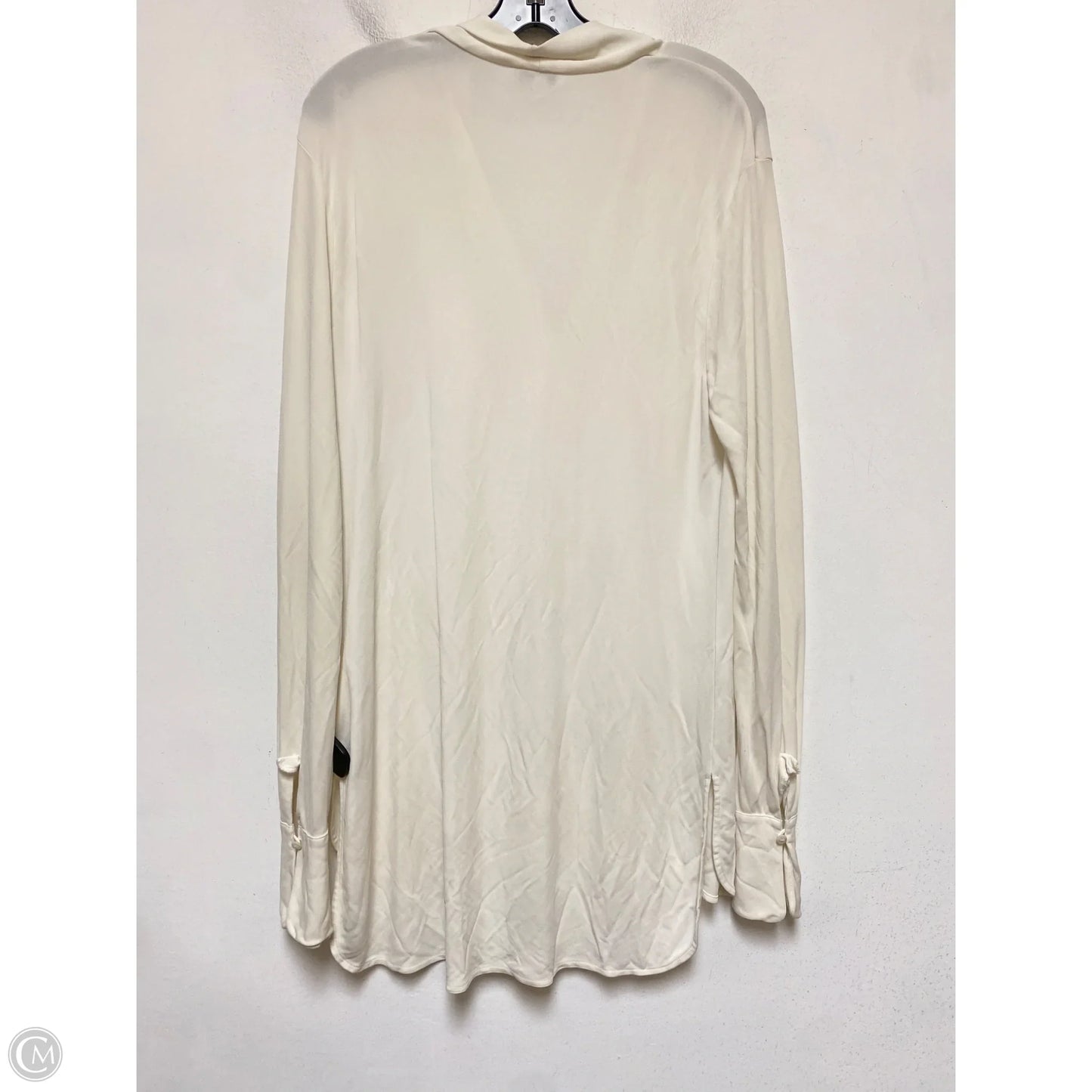 Top Long Sleeve By Equipment In Cream, Size: M