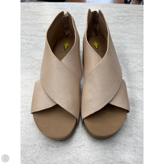 Sandals Heels Wedge By Volatile In Tan, Size: 10