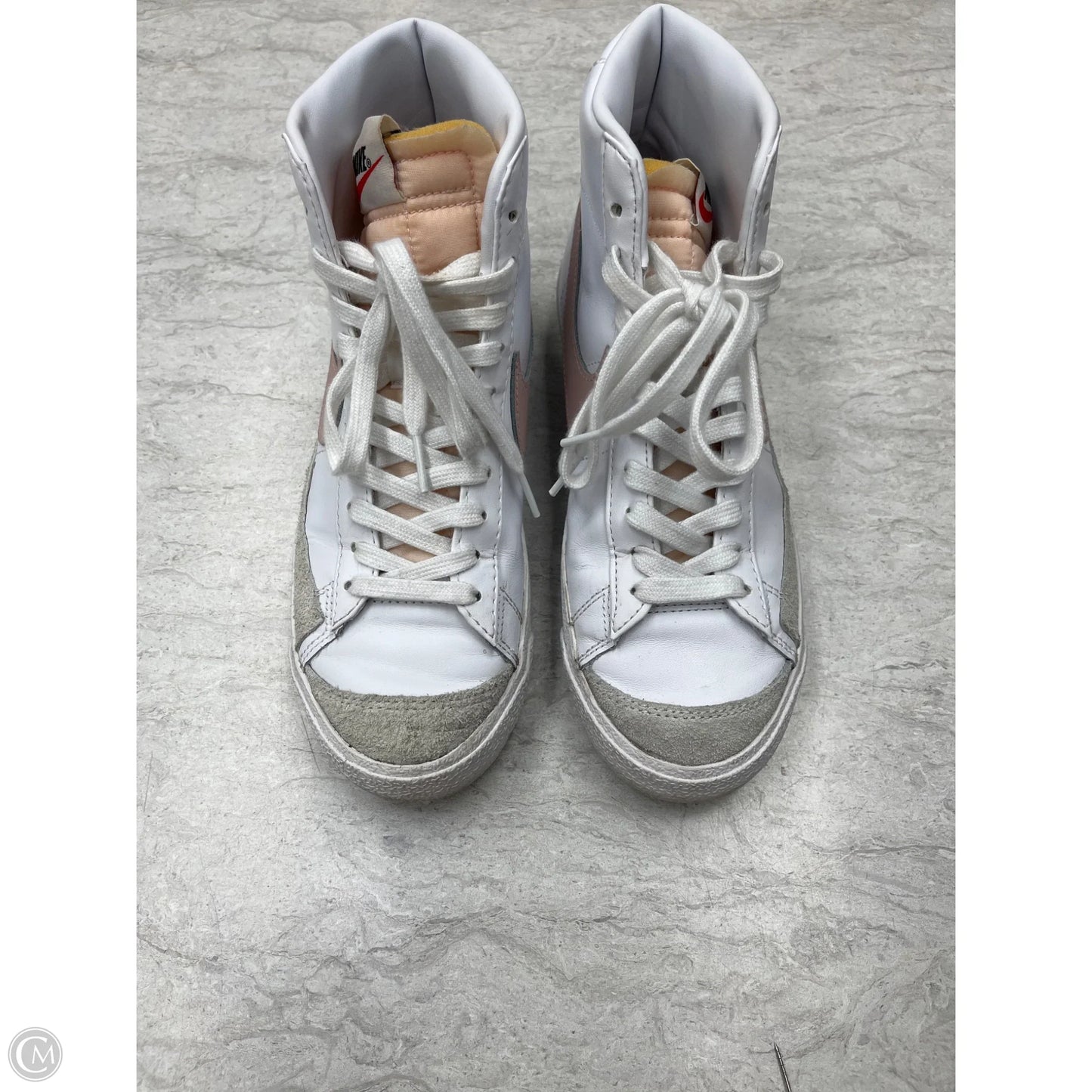 Shoes Sneakers By Nike In Pink & White, Size: 7.5