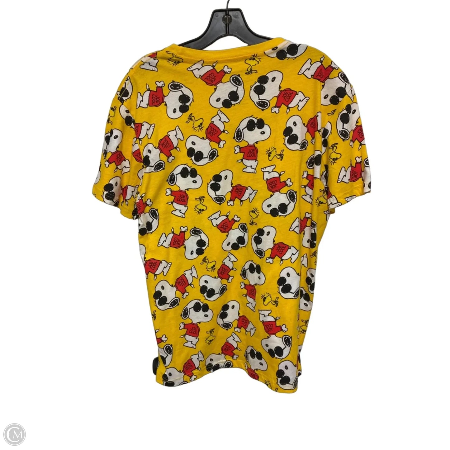 Top Short Sleeve By Clothes Mentor In White & Yellow, Size: M