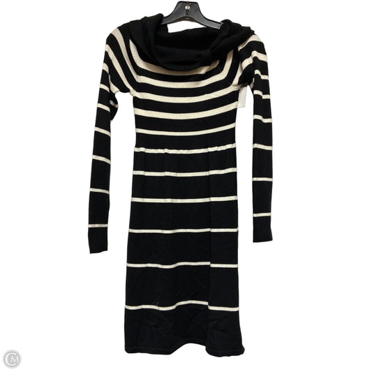 Dress Casual Short By White House Black Market In Black & White, Size: Xs
