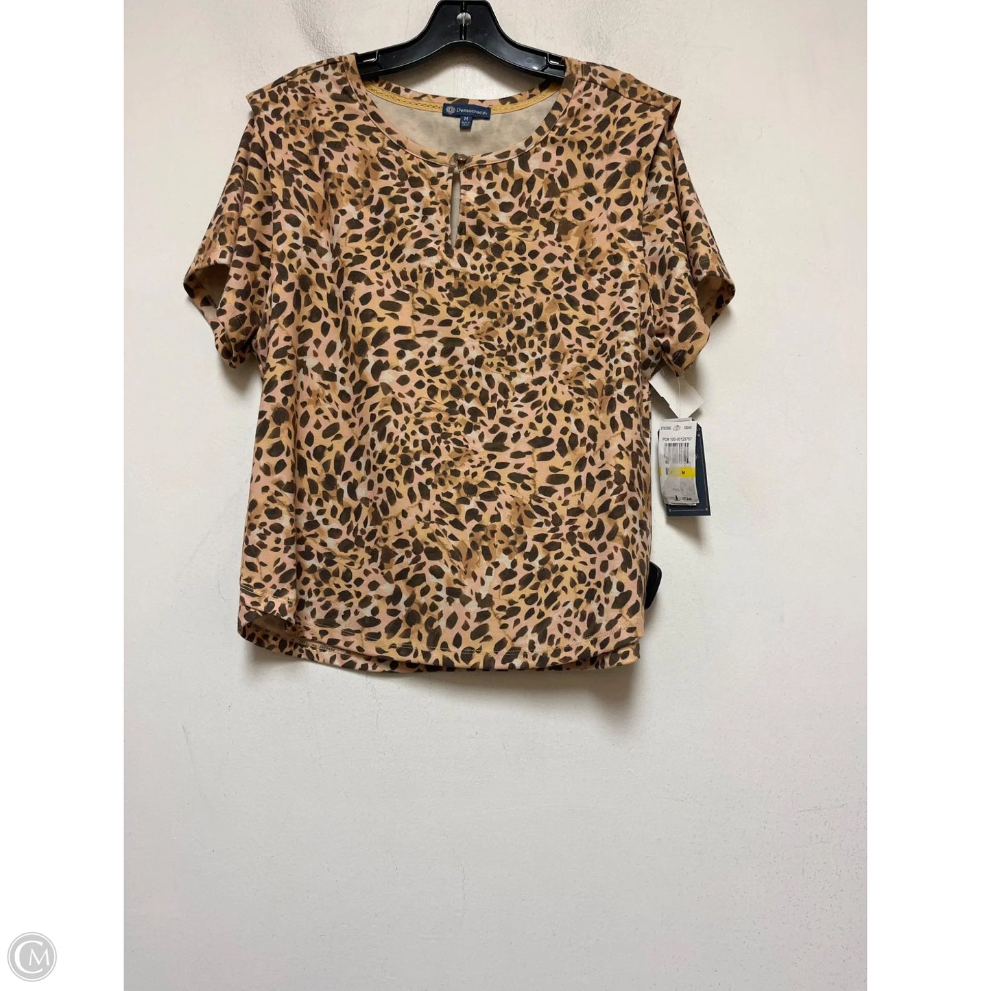 Top Short Sleeve By Democracy In Leopard Print, Size: M