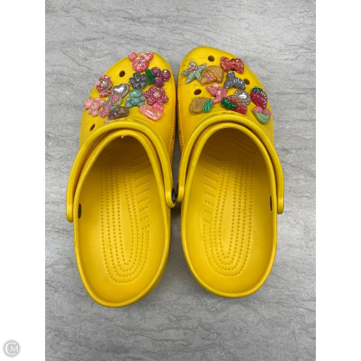 Shoes Flats By Crocs In Yellow, Size: 12