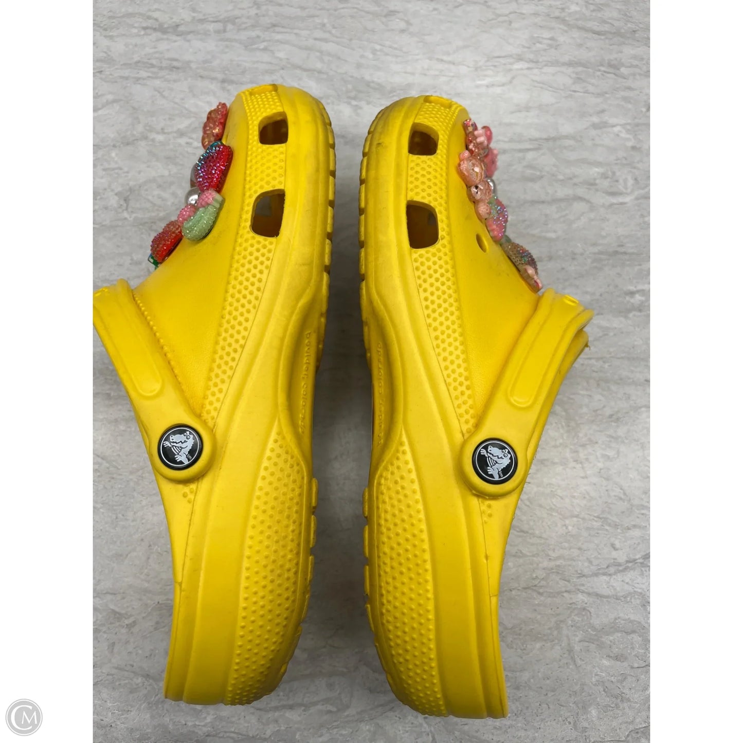 Shoes Flats By Crocs In Yellow, Size: 12
