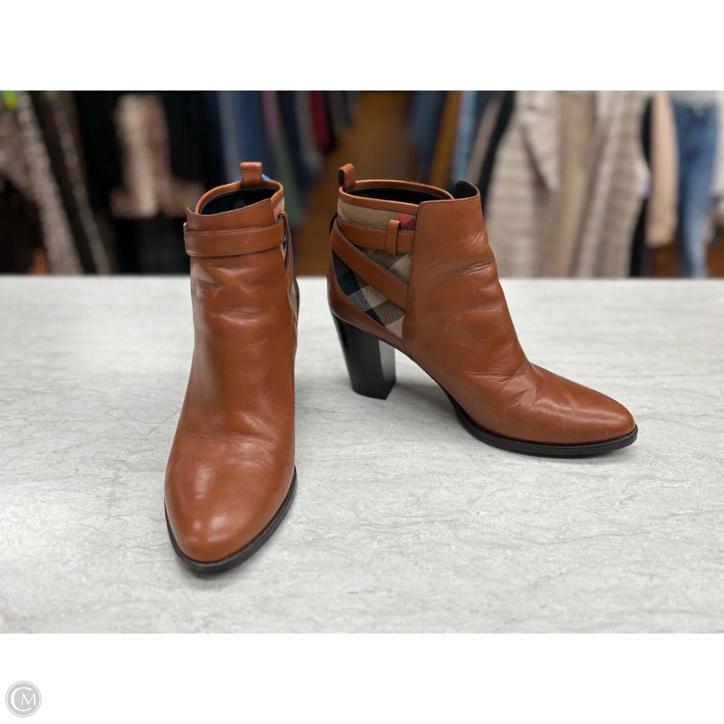 Boots Luxury Designer By Burberry In Brown, Size: 8.5
