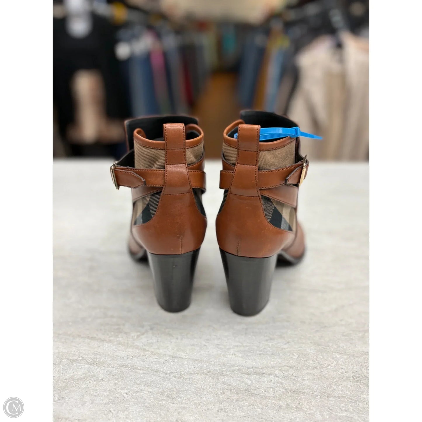 Boots Luxury Designer By Burberry In Brown, Size: 8.5