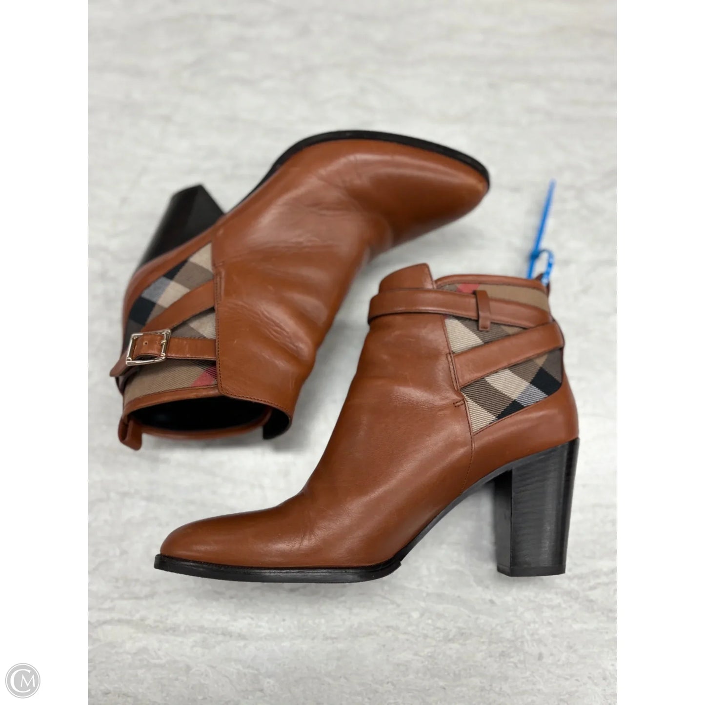 Boots Luxury Designer By Burberry In Brown, Size: 8.5