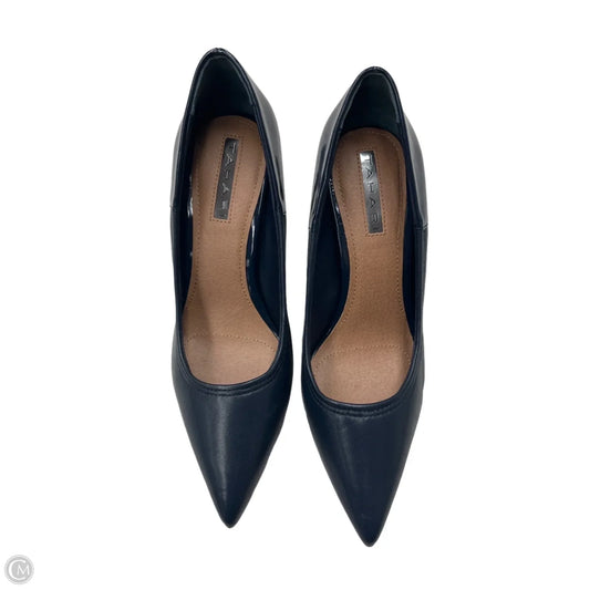 Shoes Heels Kitten By Tahari In Navy, Size: 6