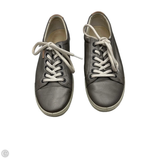 Shoes Sneakers By Ecco In Silver, Size: 8.5