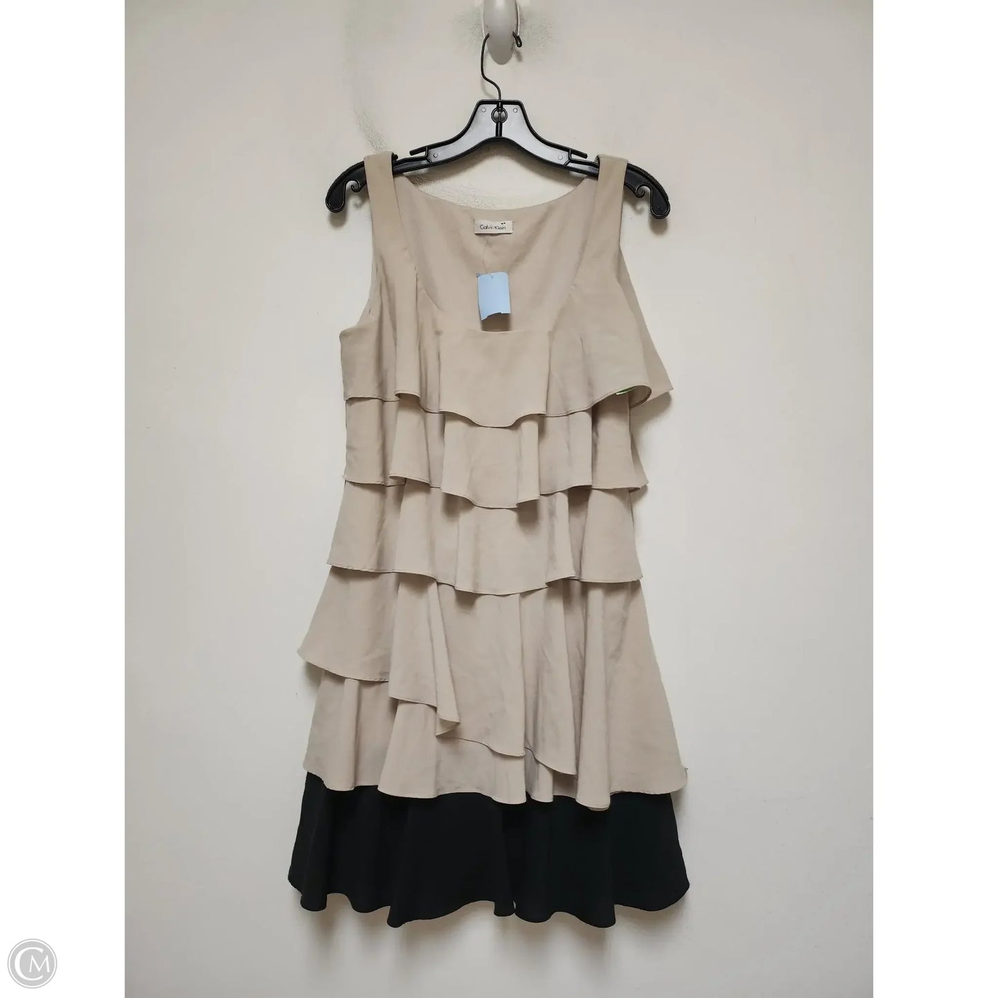 Dress Casual Short By Calvin Klein In Tan, Size: M