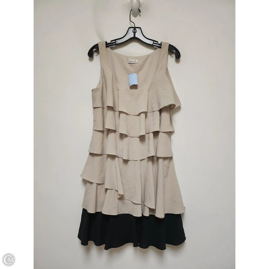 Dress Casual Short By Calvin Klein In Tan, Size: M