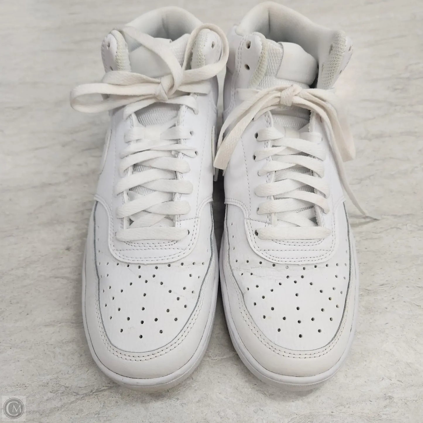 Shoes Sneakers By Nike In White, Size: 8