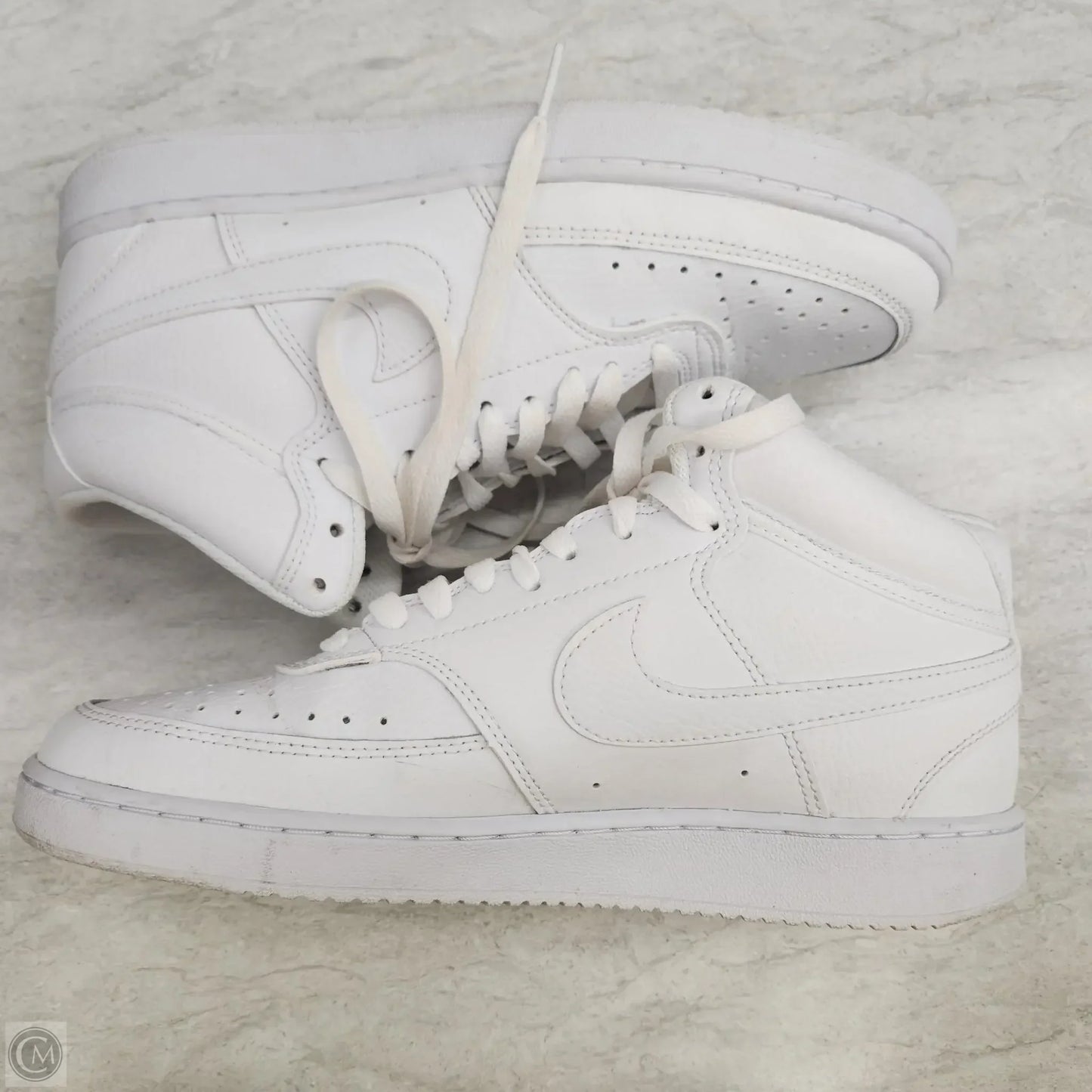 Shoes Sneakers By Nike In White, Size: 8