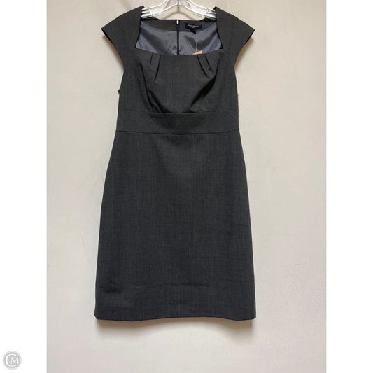 Dress Casual Short By Banana Republic In Grey, Size: Sp