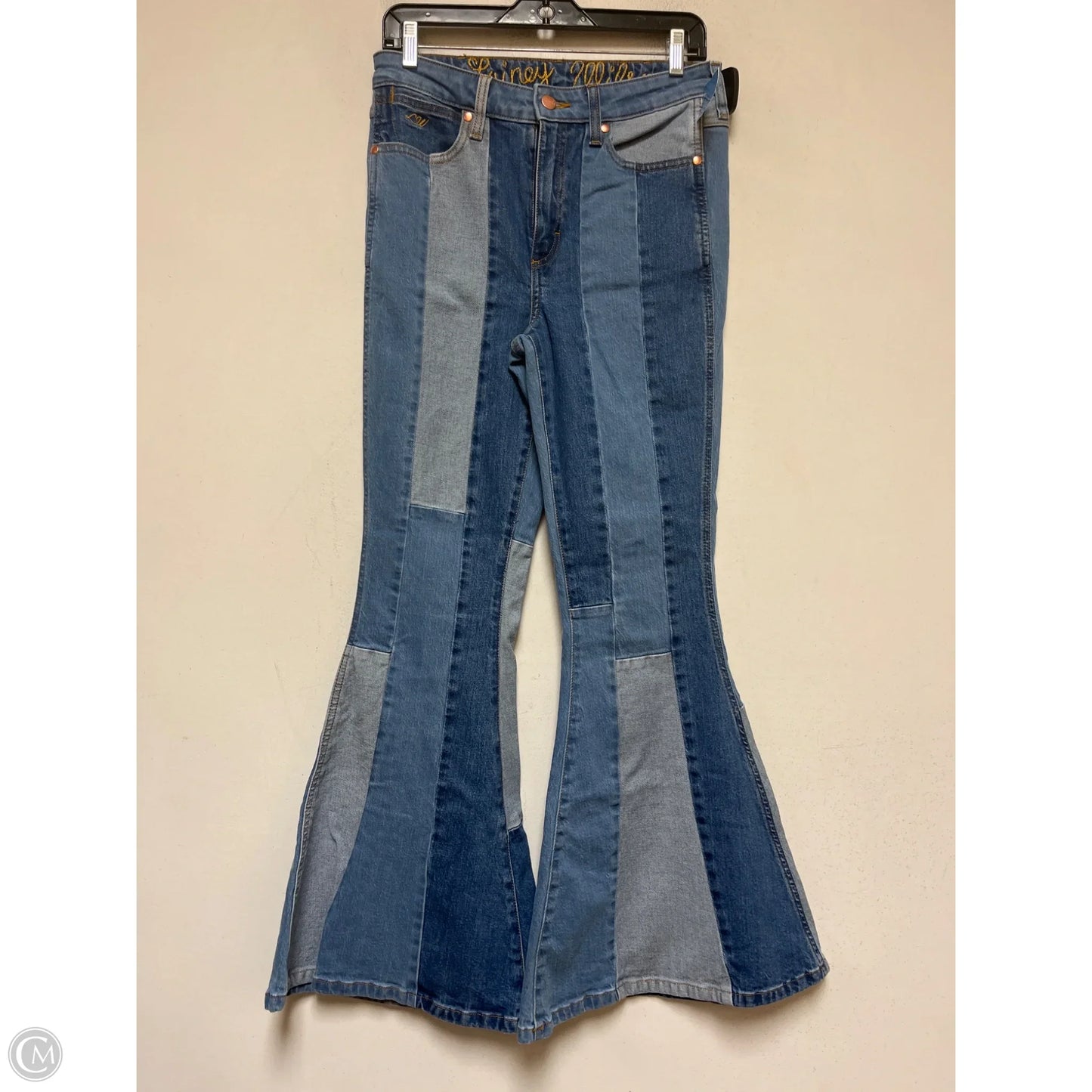 Jeans Flared By Wrangler In Blue Denim, Size: 6