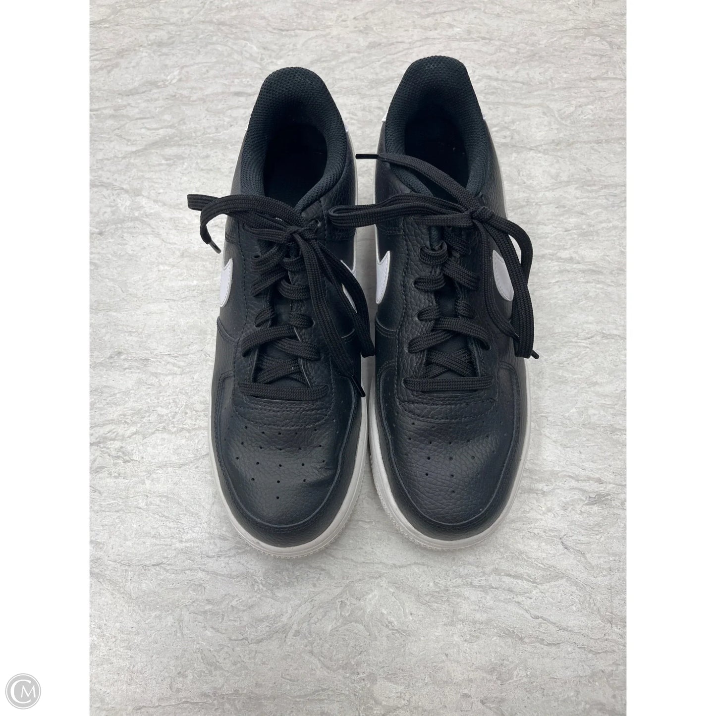 Shoes Sneakers By Nike In Black & White, Size: 8.5