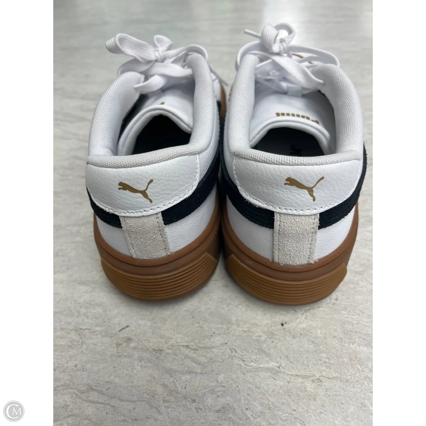 Shoes Sneakers By Puma In White, Size: 9