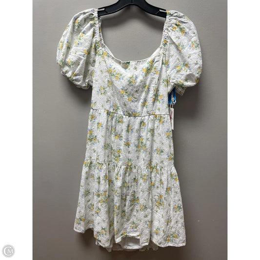 Dress Casual Short By Jessica Simpson In Floral Print, Size: L