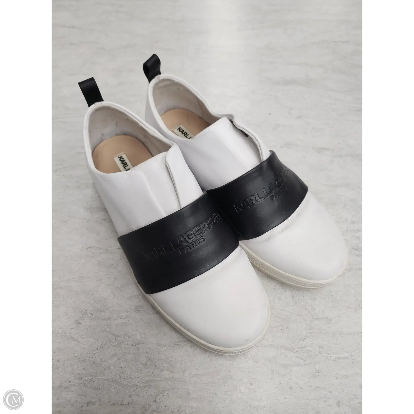 Shoes Designer By Karl Lagerfeld In White, Size: 7.5