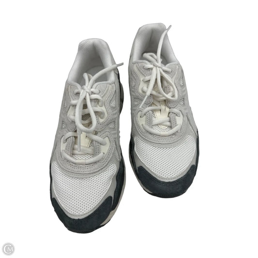 Shoes Athletic By Asics In Cream & Grey, Size: 7