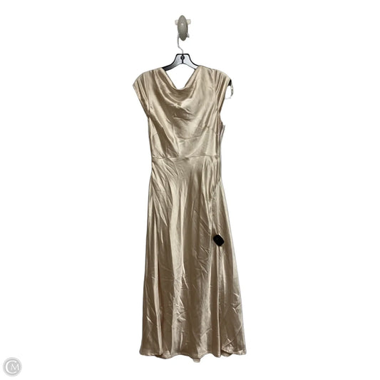 Dress Casual Midi By Clothes Mentor In Ivory, Size: M
