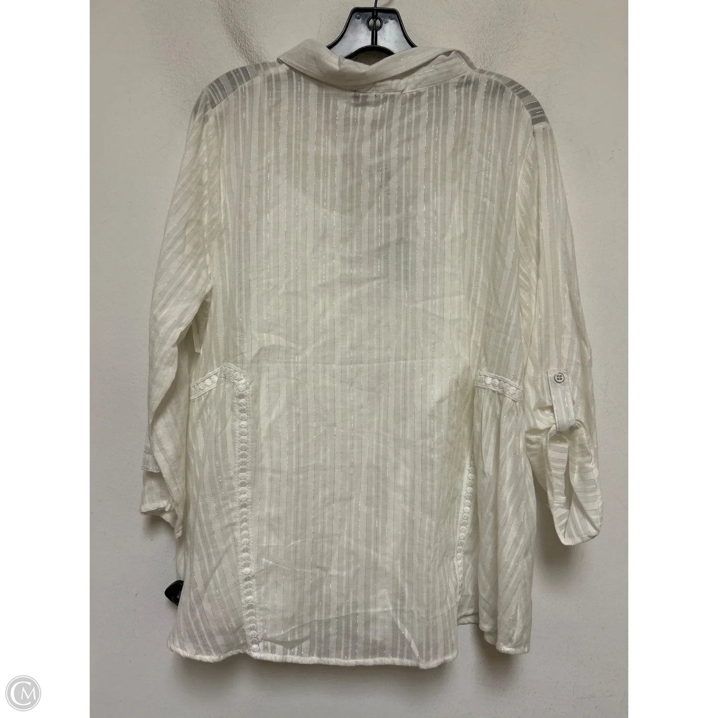 Top Long Sleeve By Cable And Gauge In White, Size: Xl