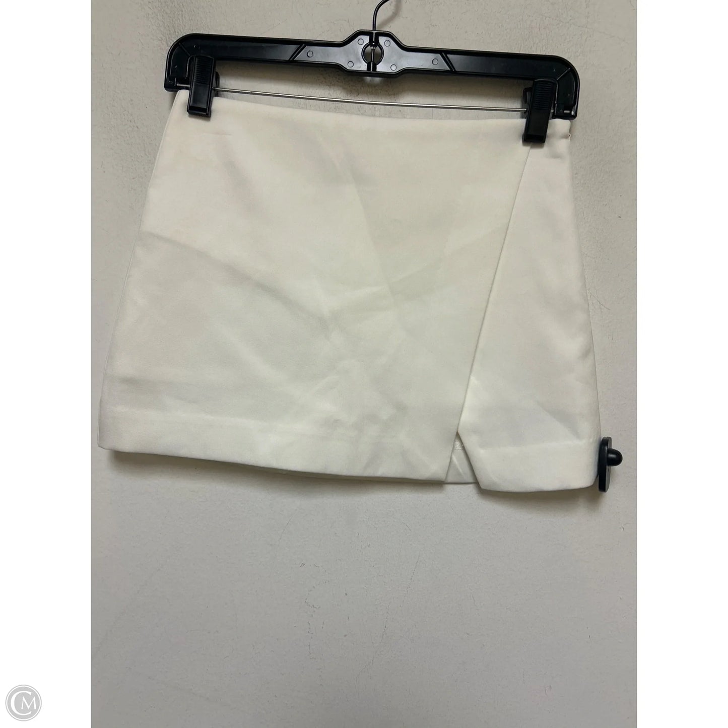 Skirt Mini & Short By Endless Rose In Ivory, Size: Xs